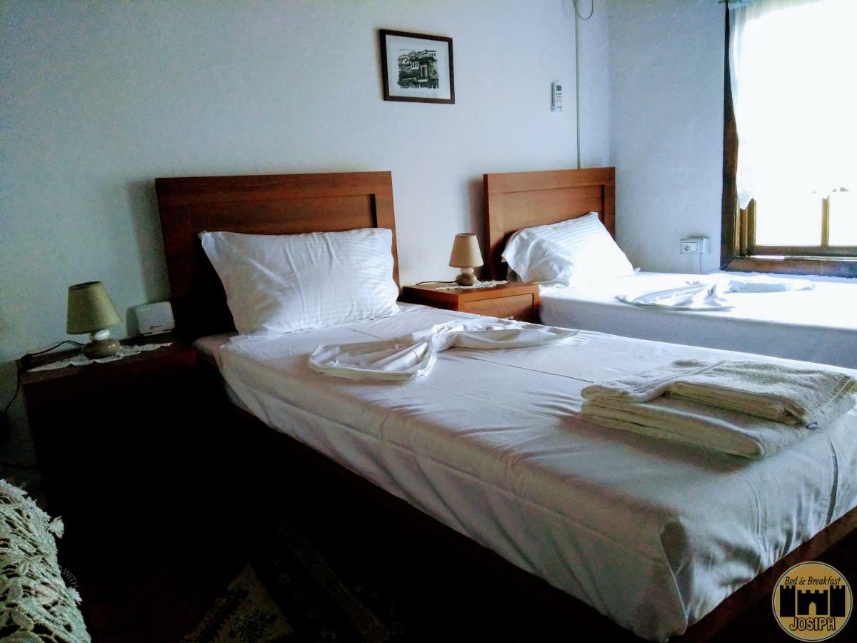 Bed & Breakfast Josiph Berat Eksteriør billede