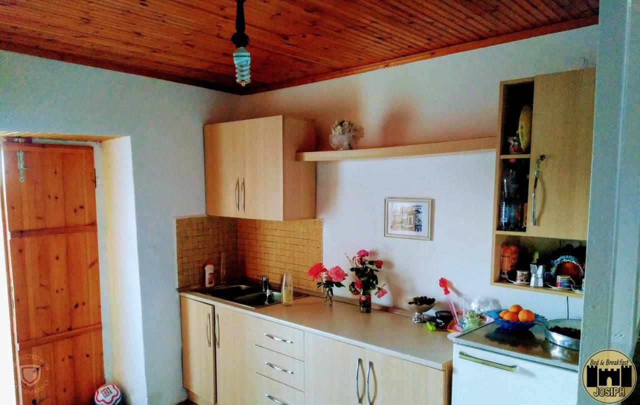 Bed & Breakfast Josiph Berat Eksteriør billede