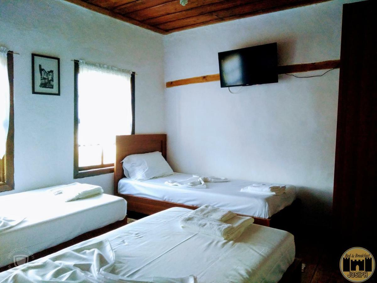 Bed & Breakfast Josiph Berat Eksteriør billede